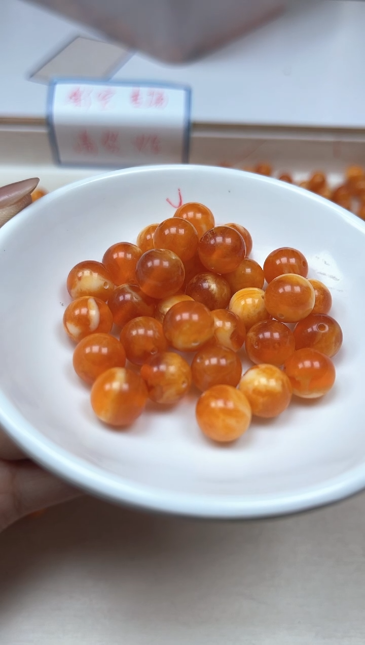 未镶嵌蜜蜡裸石C942溶洞老蜡10mm20个15元