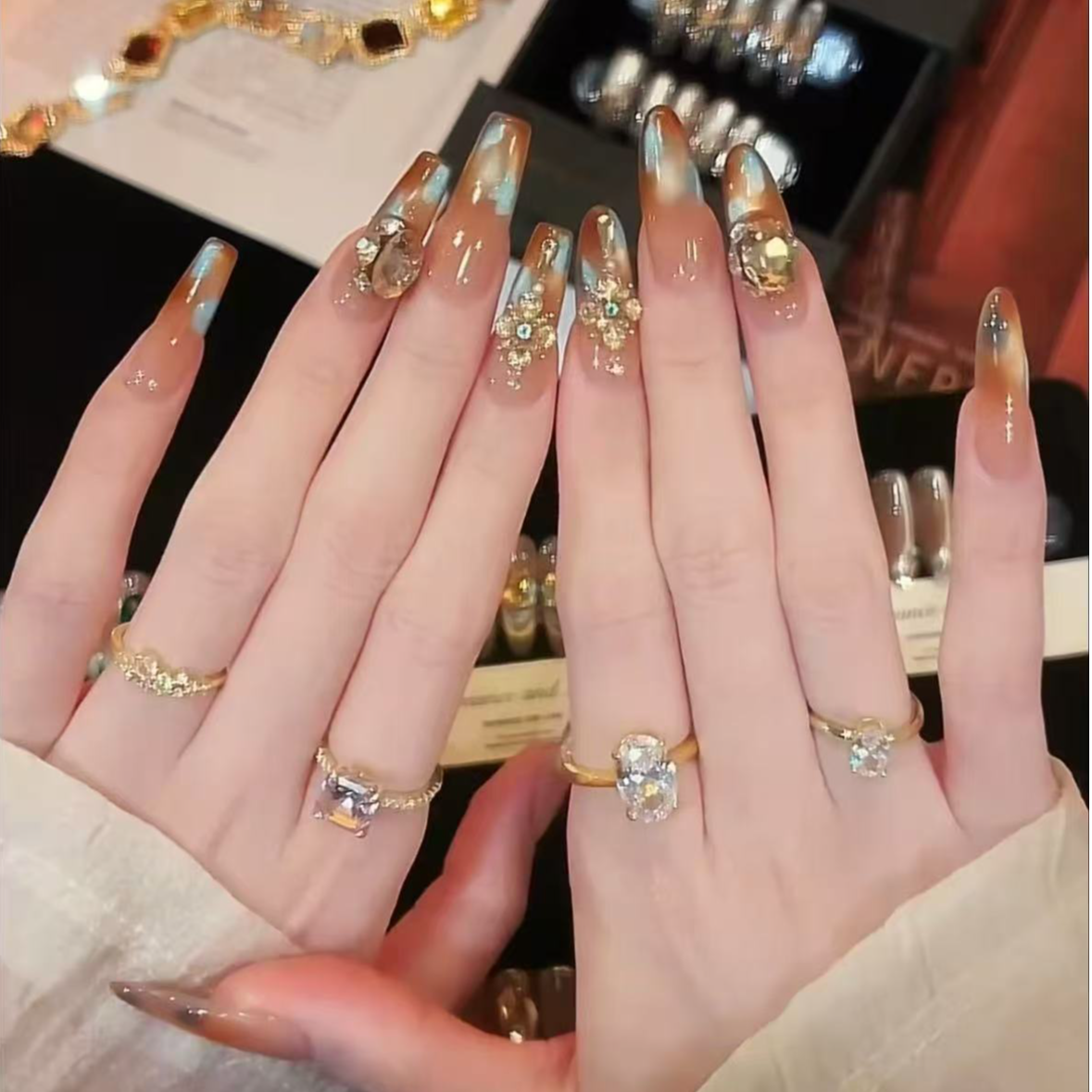 【焦糖玛奇朵】风格爆闪显白成品穿戴式手工秋冬美甲