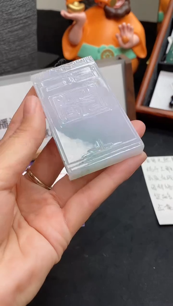 【闪购商品】翡翠吊坠(不含链)未镶嵌缅甸天然翡翠