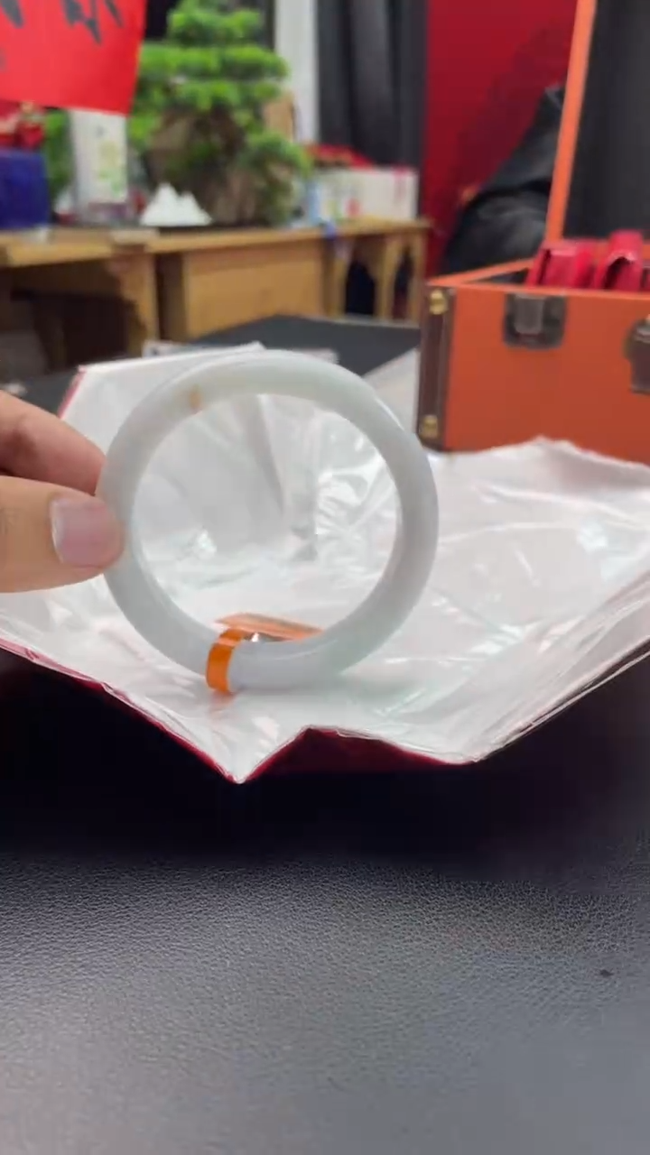 【闪购商品】翡翠手镯未镶嵌9翡翠手镯