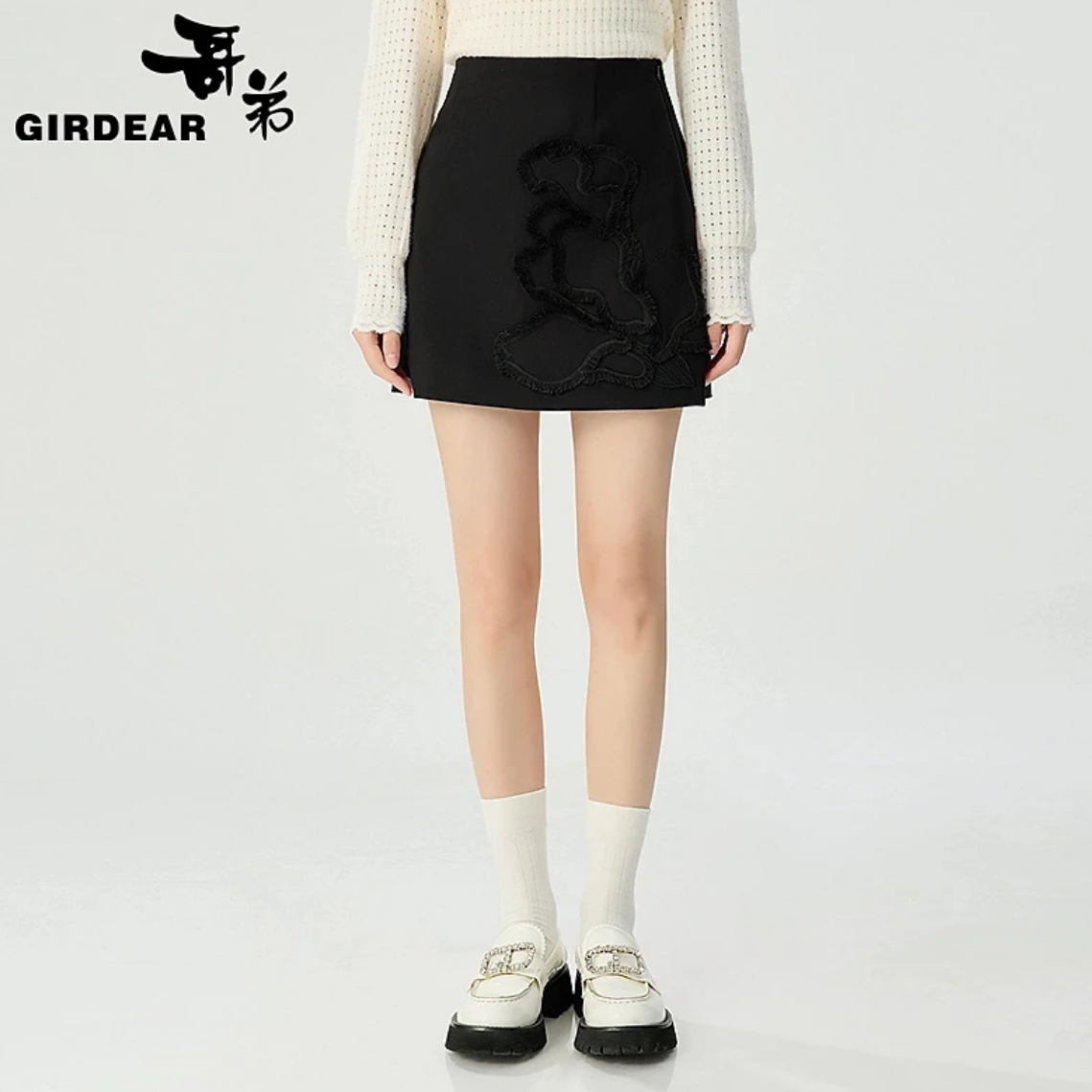 GIRDEAR/哥弟经典百搭舒适通勤马蹄莲系列中高腰A字短裙子-120015