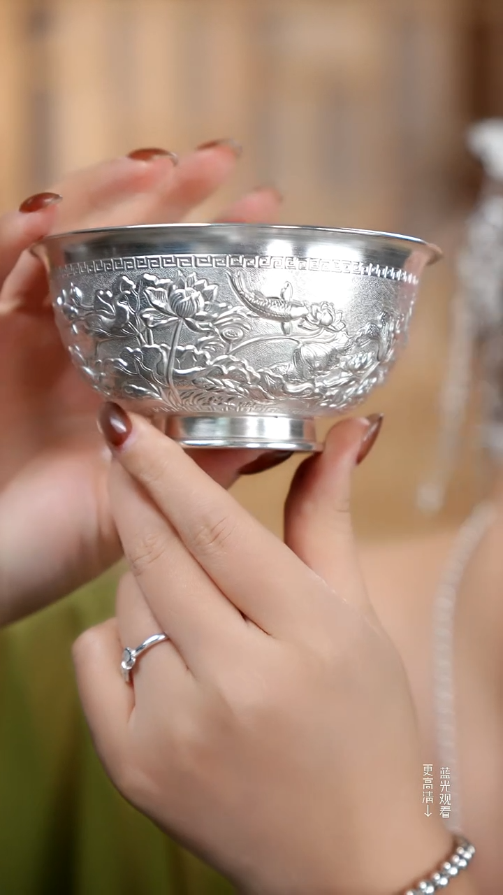 珐琅足银999锦鲤莲花大银碗161克