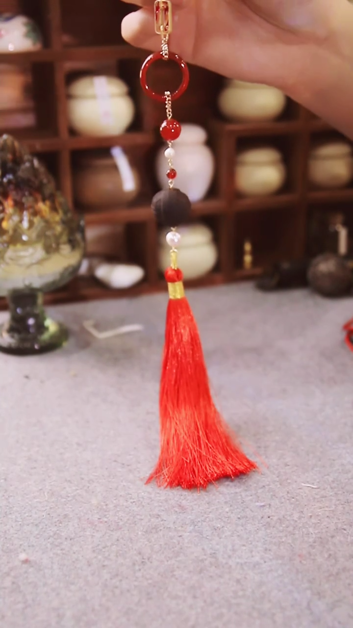 【闪购商品】同款蝴蝶香粉+蝴蝶寿球挂饰