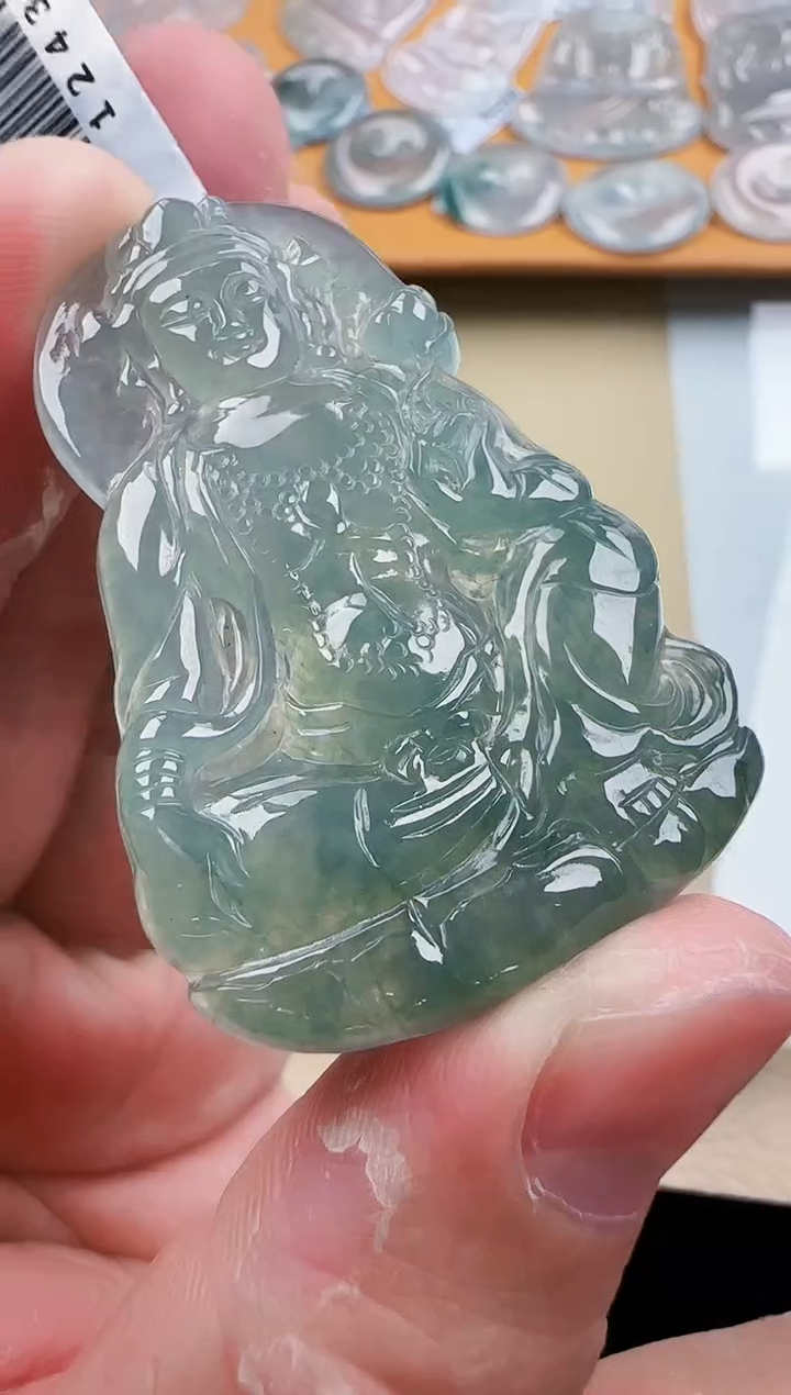 【闪购商品】翡翠颈饰未镶嵌翡翠