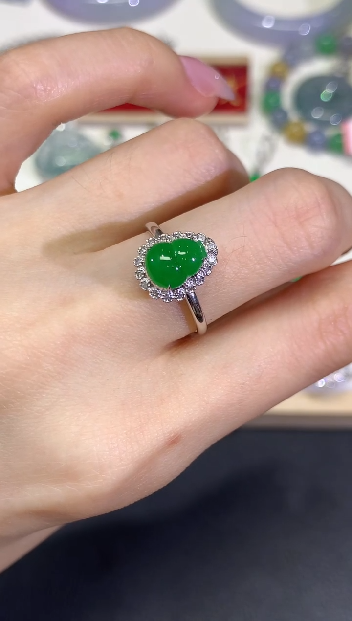 【闪购商品】翡翠颈饰18K金镶嵌团购30