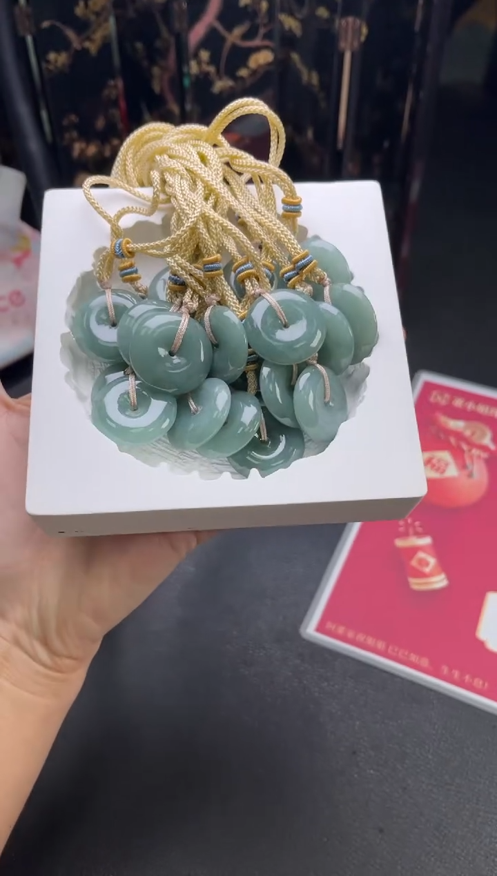 【闪购商品】翡翠颈饰未镶嵌A345多样性发一件