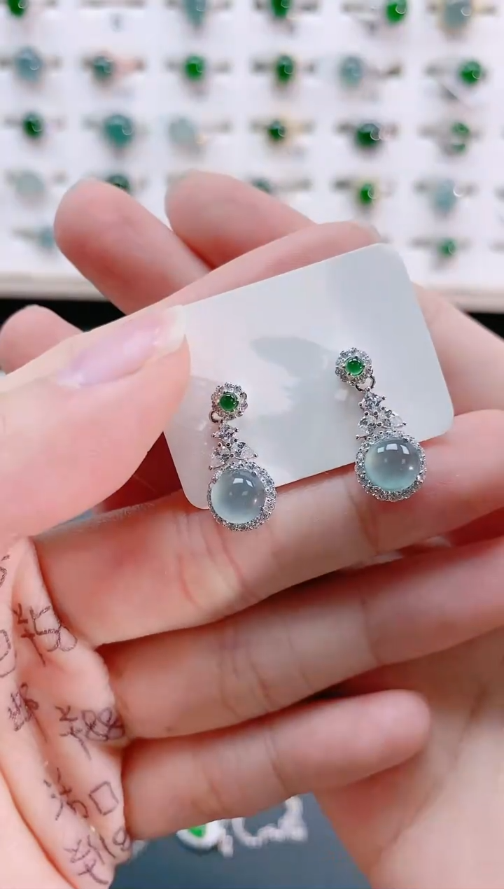 【闪购商品】翡翠耳饰银S925镶嵌天然翡翠