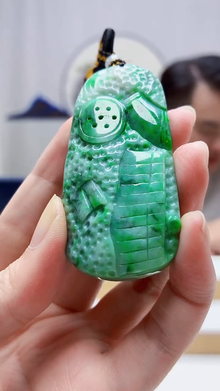 未镶嵌定制翡翠5060zm-毛货挂件八破图89