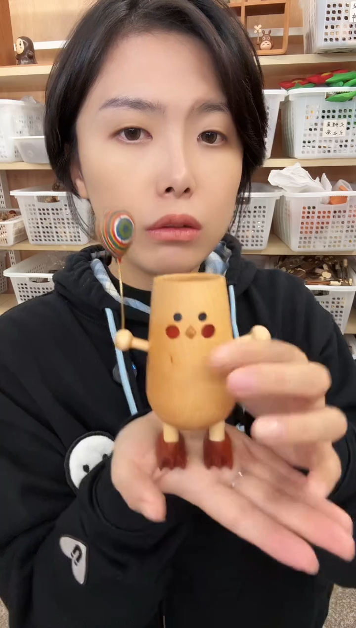 木微瑕小鸡花器摆件