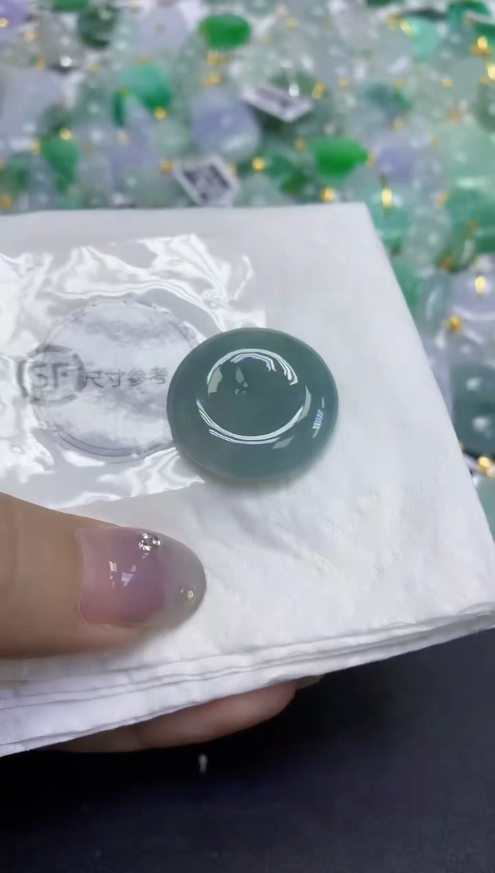 颈饰未镶嵌翡翠天然缅甸翡翠A货百元以上9元证书费自理