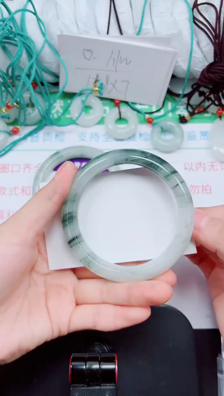 石英质玉手镯未镶嵌138-57/58