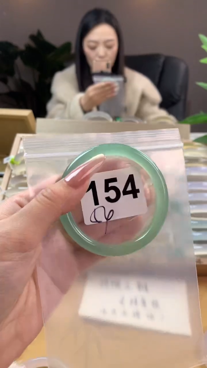 【闪购商品】玛瑙/玉髓手镯未镶嵌154