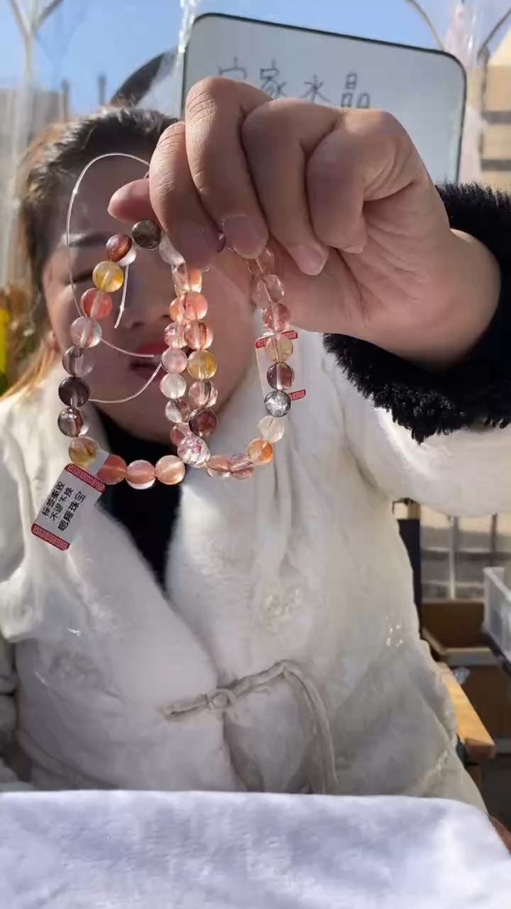 【闪购商品】水晶手串未镶嵌胶花串D193多样性发其一