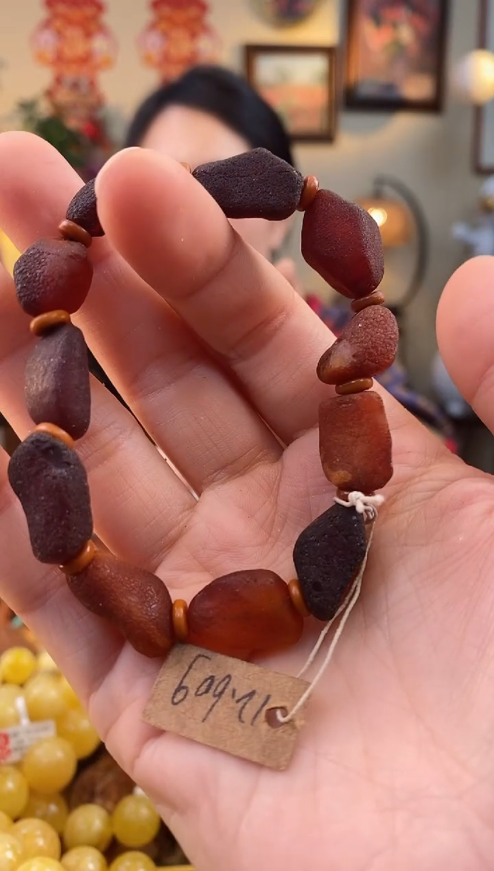 【闪购商品】琥珀手串未镶嵌手串