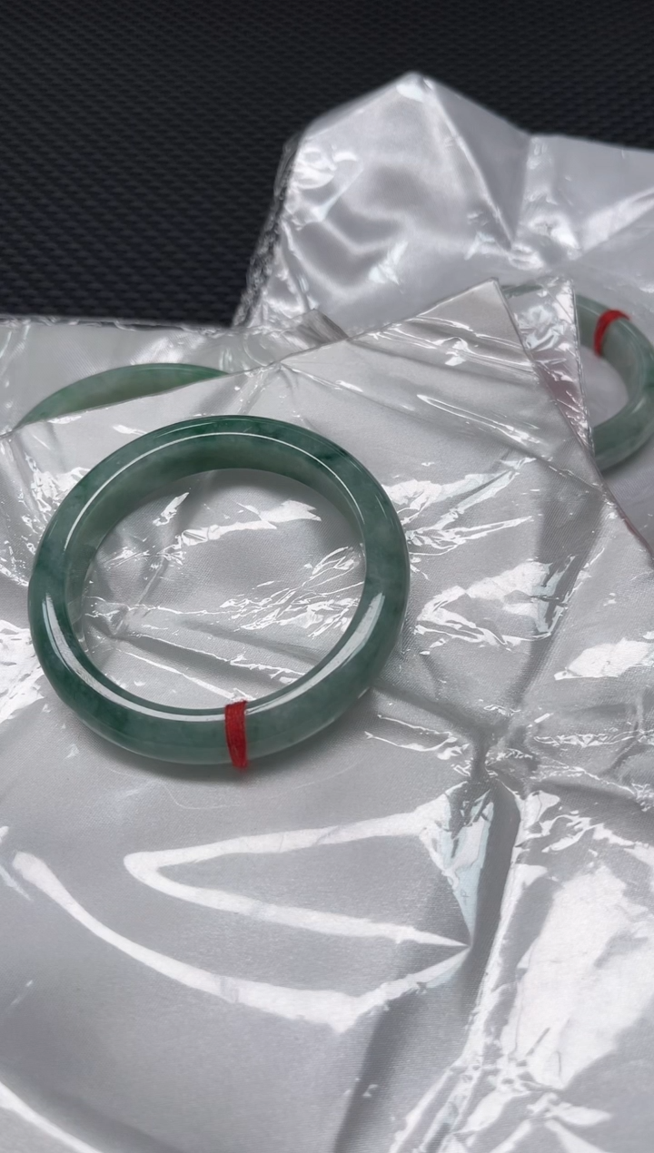 【闪购商品】翡翠手镯未镶嵌多样性发1件