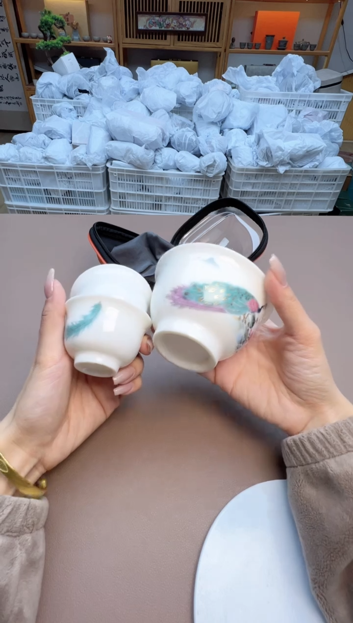 【闪购商品】摆件瓷制品S1111111111111