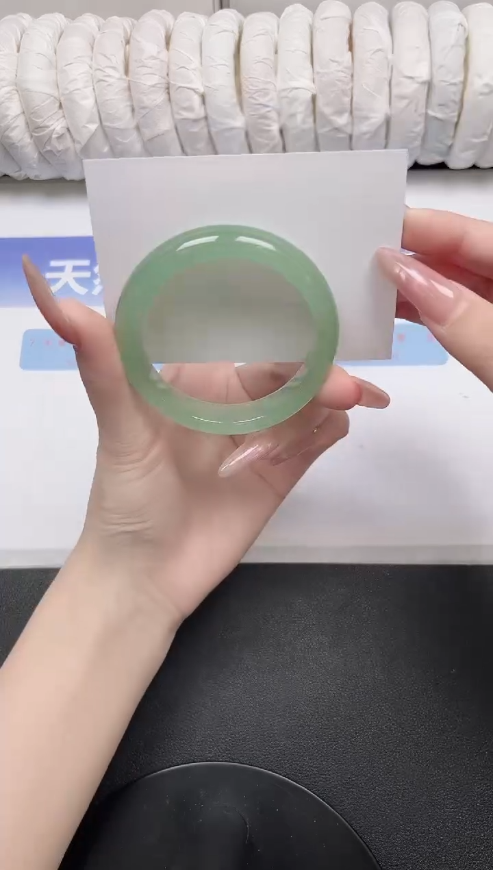 未镶嵌手镯石英质玉117-52