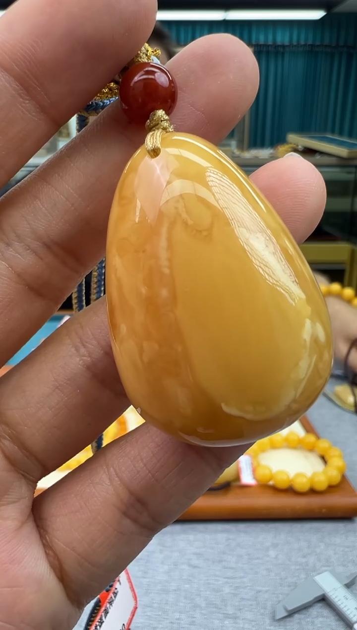 未镶嵌颈饰琥珀81秒拍号 假一罚三