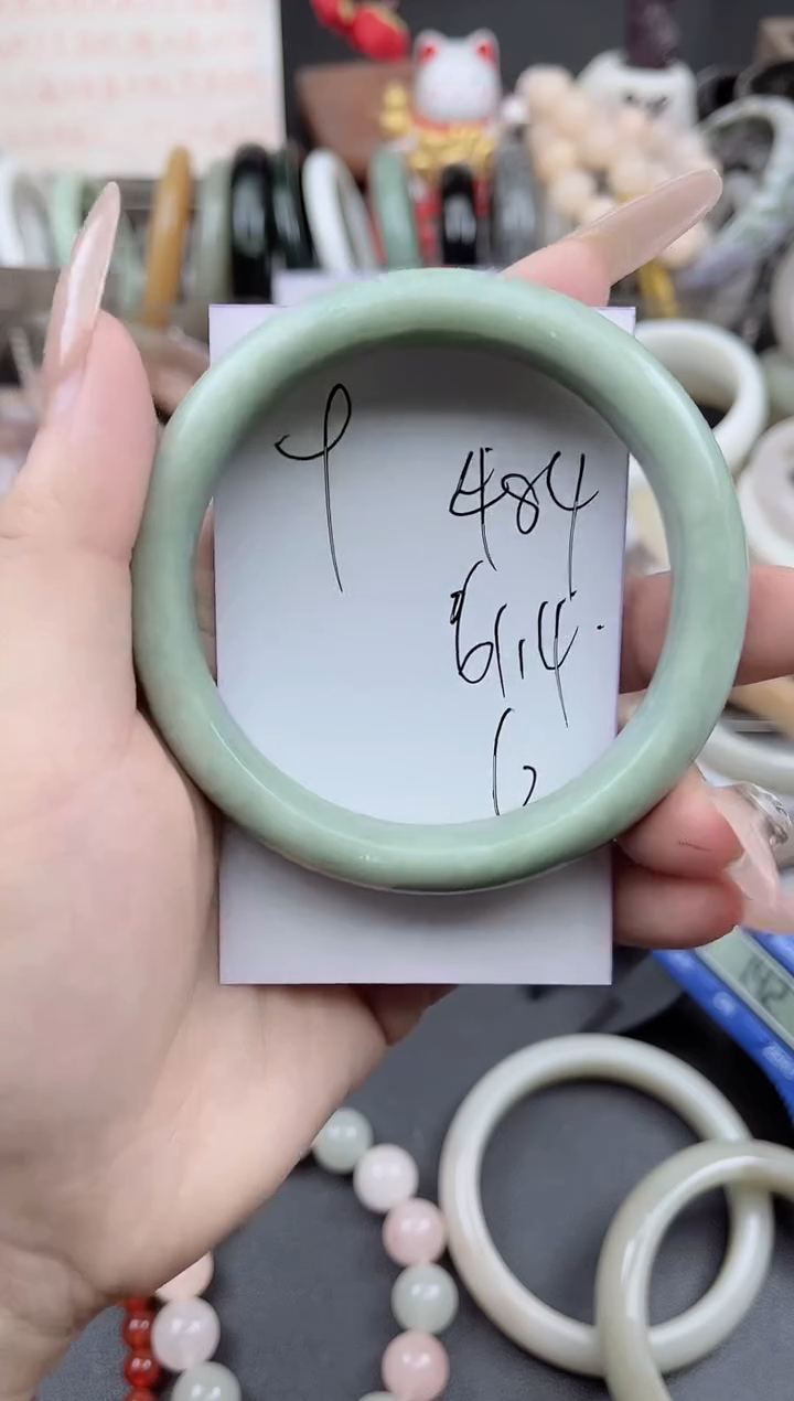 未镶嵌手镯石英质玉484