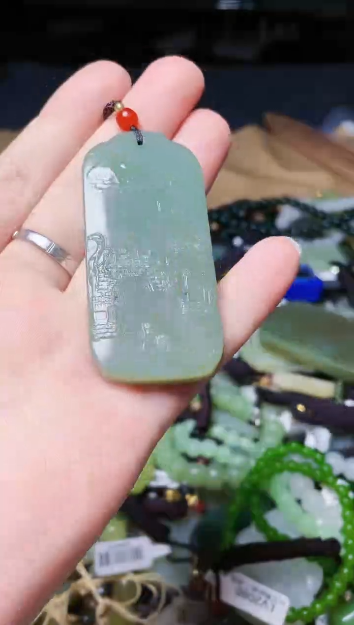 颈饰未镶嵌和田玉1
