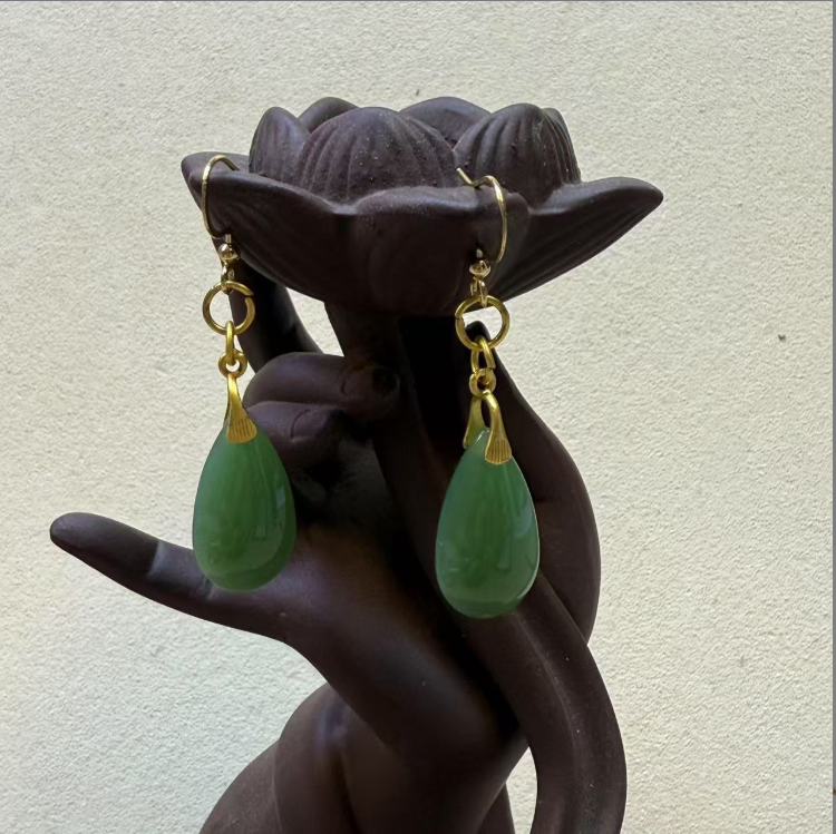 时尚百搭和田玉耳饰E119