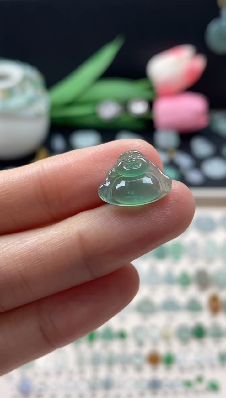 【闪购商品】翡翠颈饰未镶嵌翡翠冰绿佛公