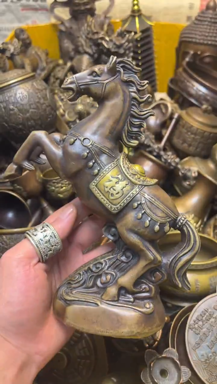 精美铜器，点击下单