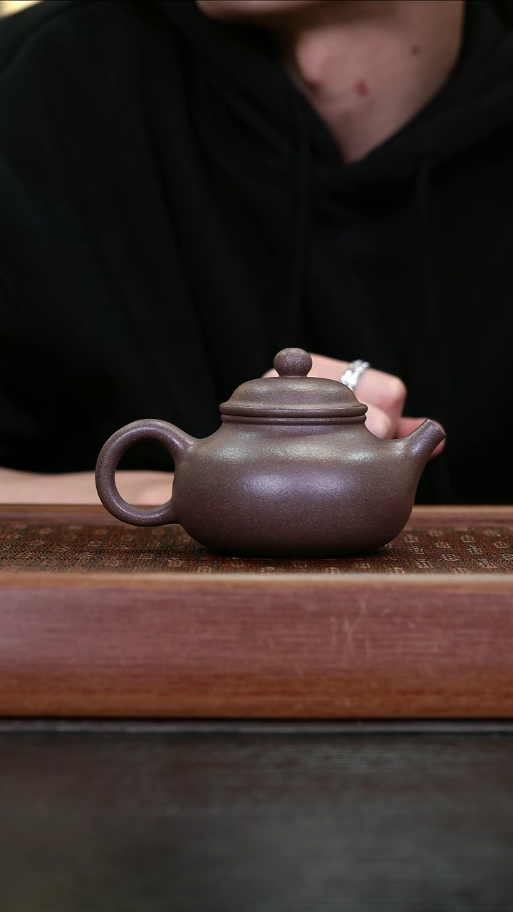 茶壶紫砂LZX   全砂桃花泥   容天   220cc