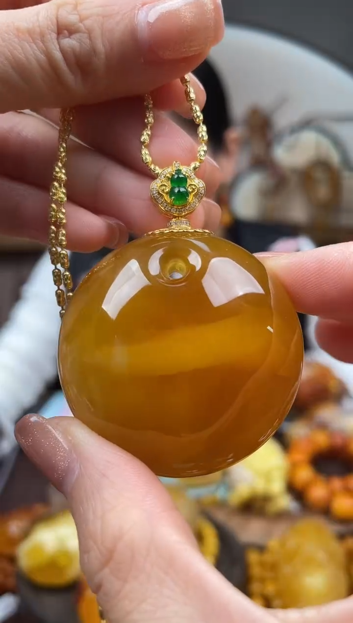 【闪购商品】琥珀裸石18K金镶嵌首饰 假1赔4 （多样性发货1件