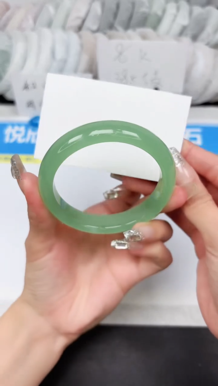 石英质玉手镯未镶嵌103-60.0