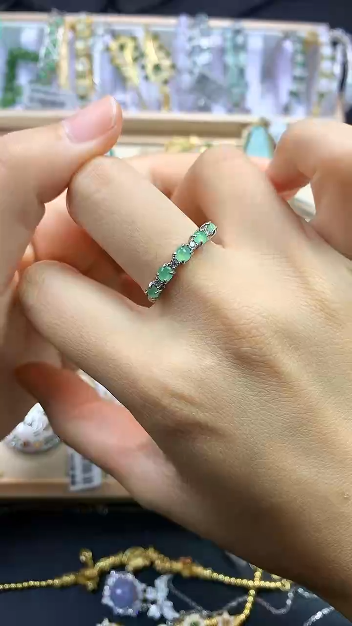 翡翠银S925镶嵌颈饰翡翠 银S925镶嵌 颈饰