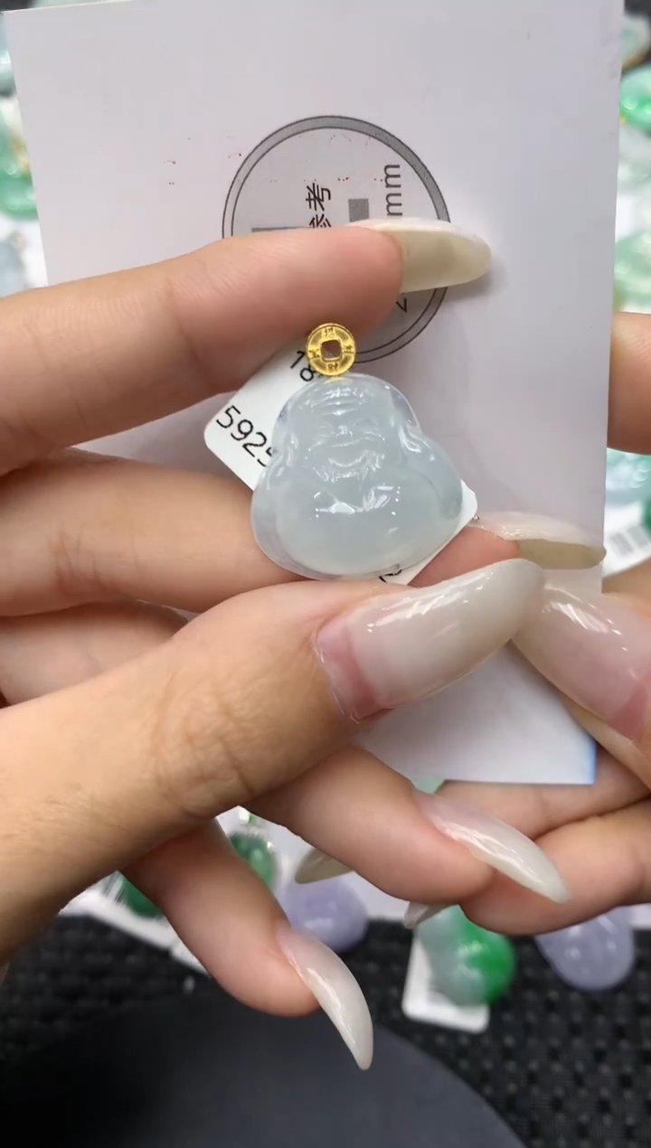 颈饰18K金镶嵌翡翠11111111111