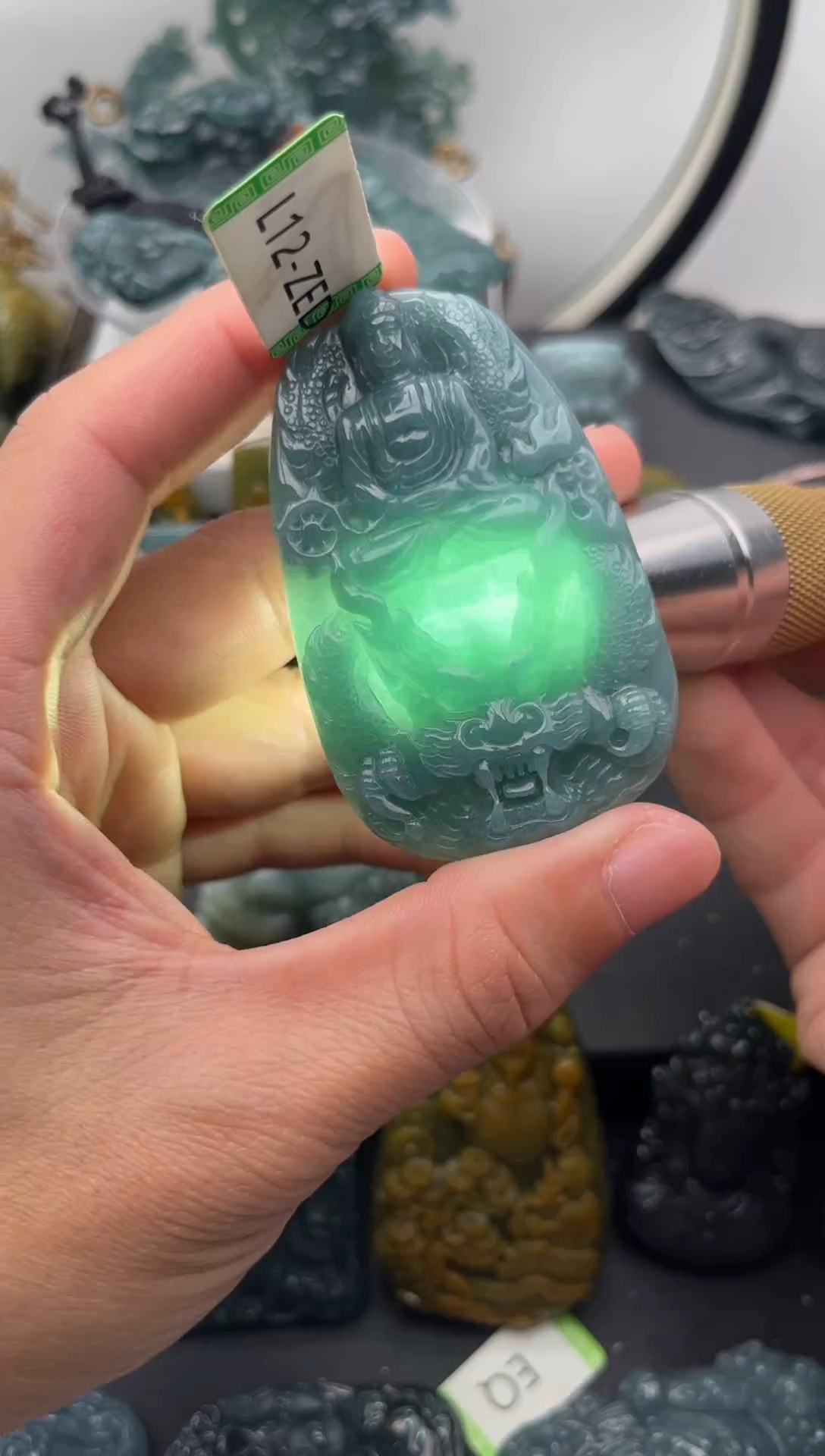 颈饰未镶嵌翡翠大日