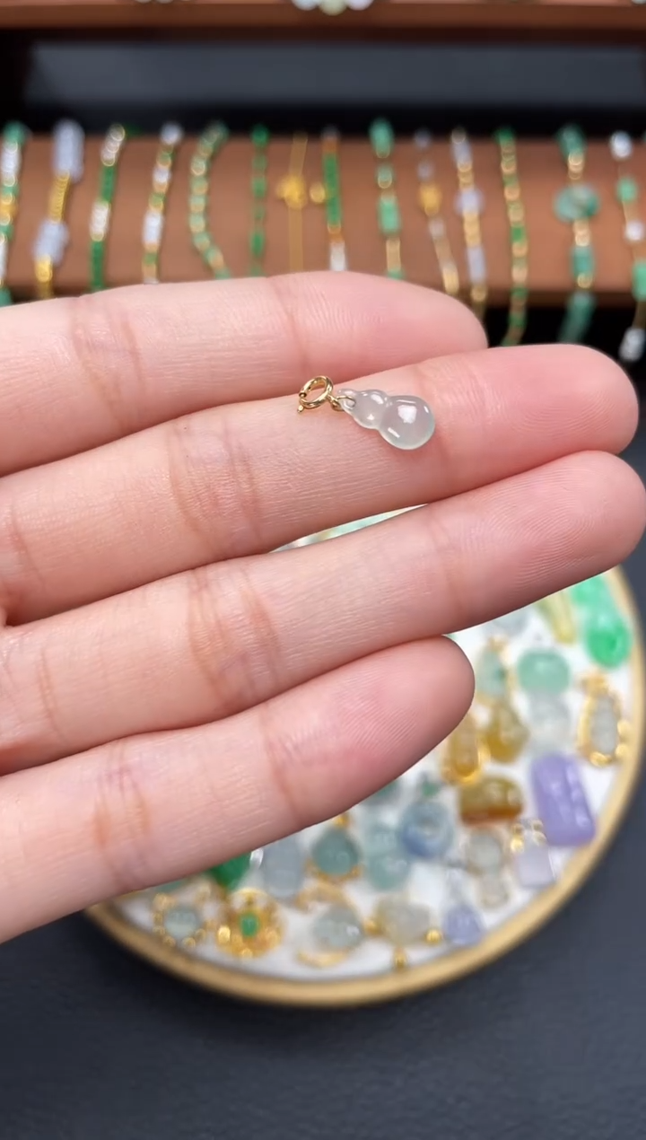 【闪购商品】翡翠吊坠(不含链)18K金镶嵌一个  JK479