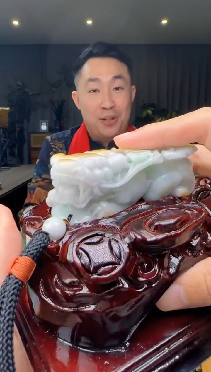 【闪购商品】翡翠摆件未镶嵌底座XM@@960Q3J14887