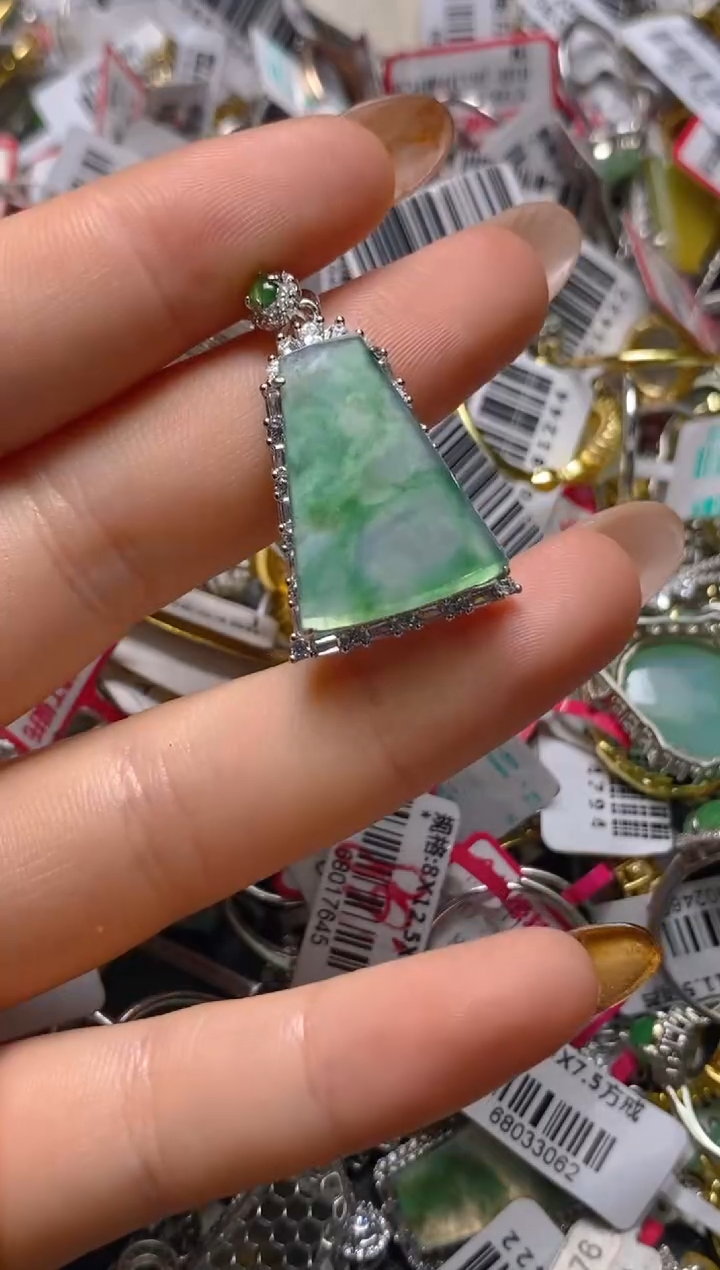 银S925镶嵌戒指翡翠百内无证书