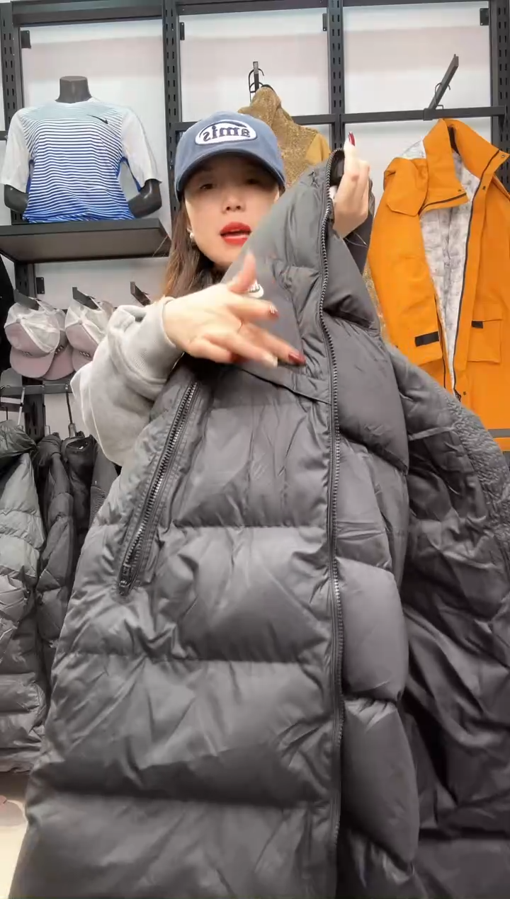 2436   编码  瑕疵直播间过款为准 尺码  ·  M