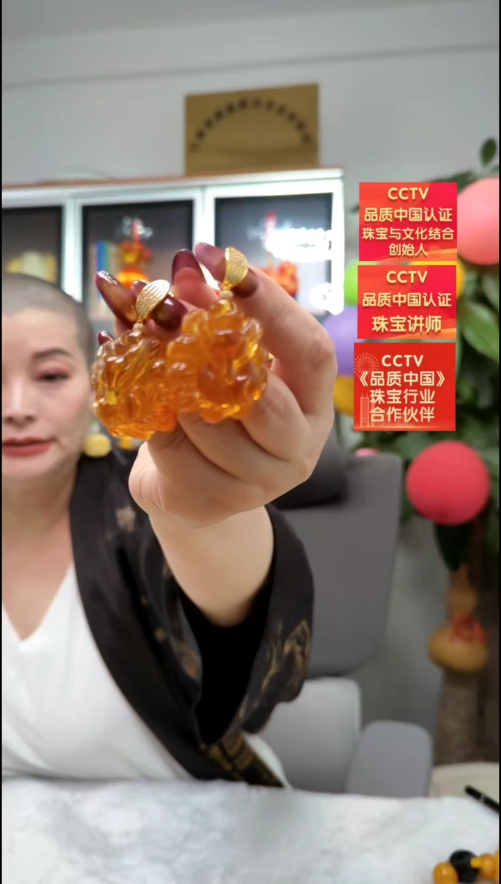 【闪购商品】琥珀耳饰银S925镶嵌耳环