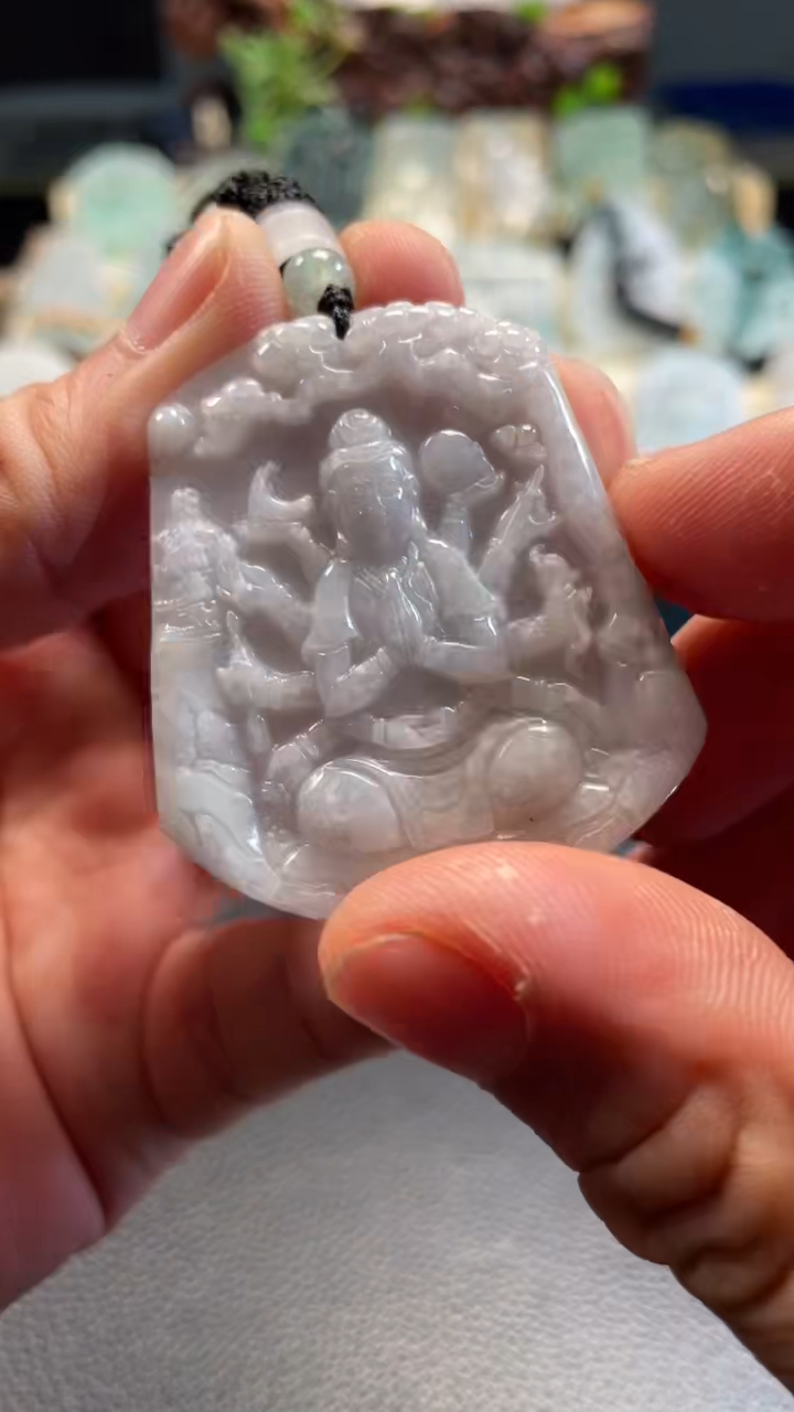 颈饰未镶嵌翡翠11/08/090