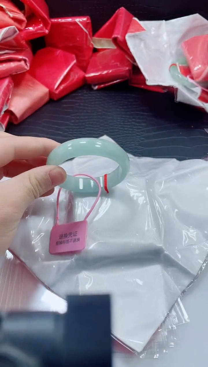 非金属无小哥19号手镯58.8圈口轮胎