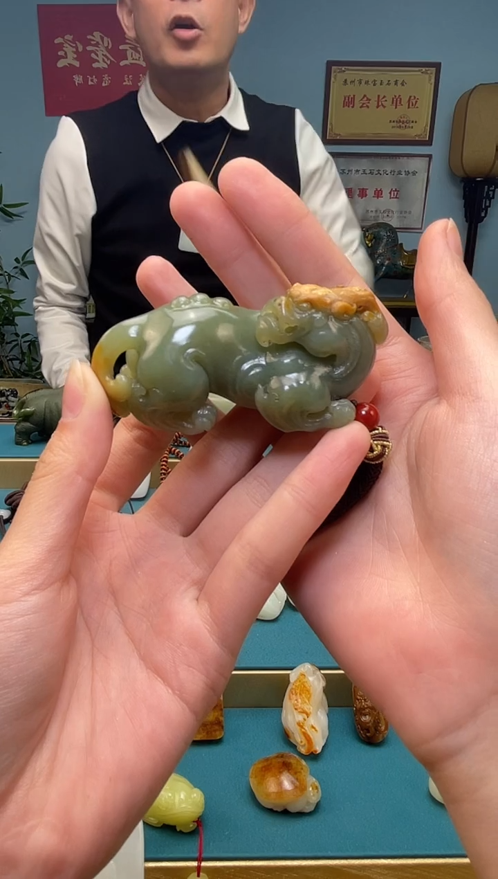 【闪购商品】和田玉颈饰未镶嵌吊坠多样性 发货拍一发一