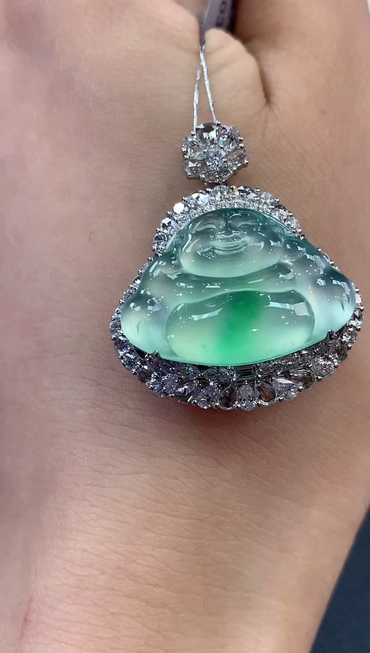 【闪购商品】翡翠吊坠(不含链)18K金镶嵌c95