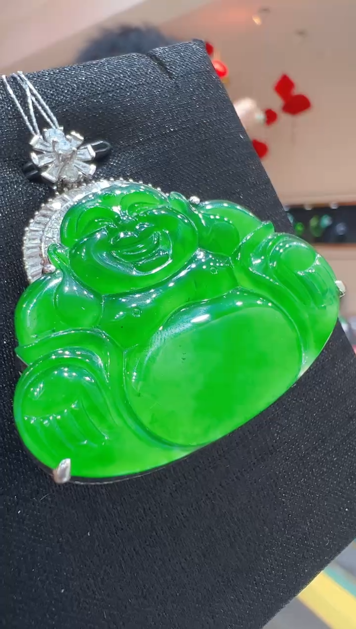 【闪购商品】翡翠吊坠(不含链)18K金镶嵌             