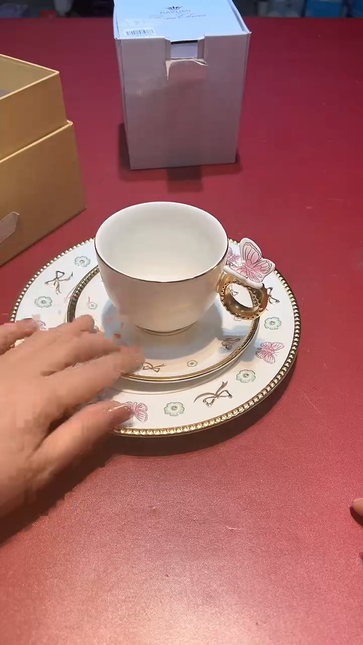 【闪购商品】瓷片锅碗瓢盆一件不剩