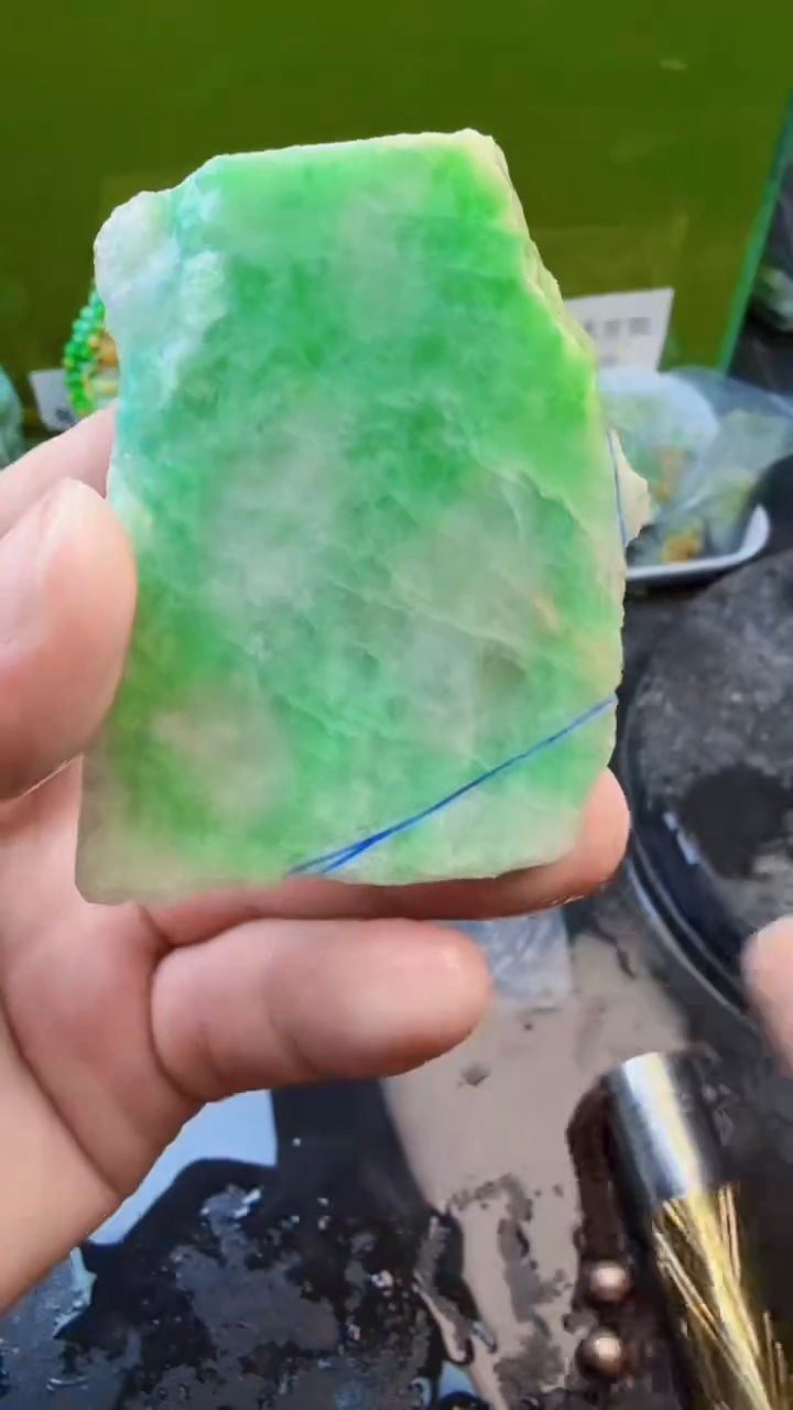 翡翠挂件未镶嵌天然翡翠091