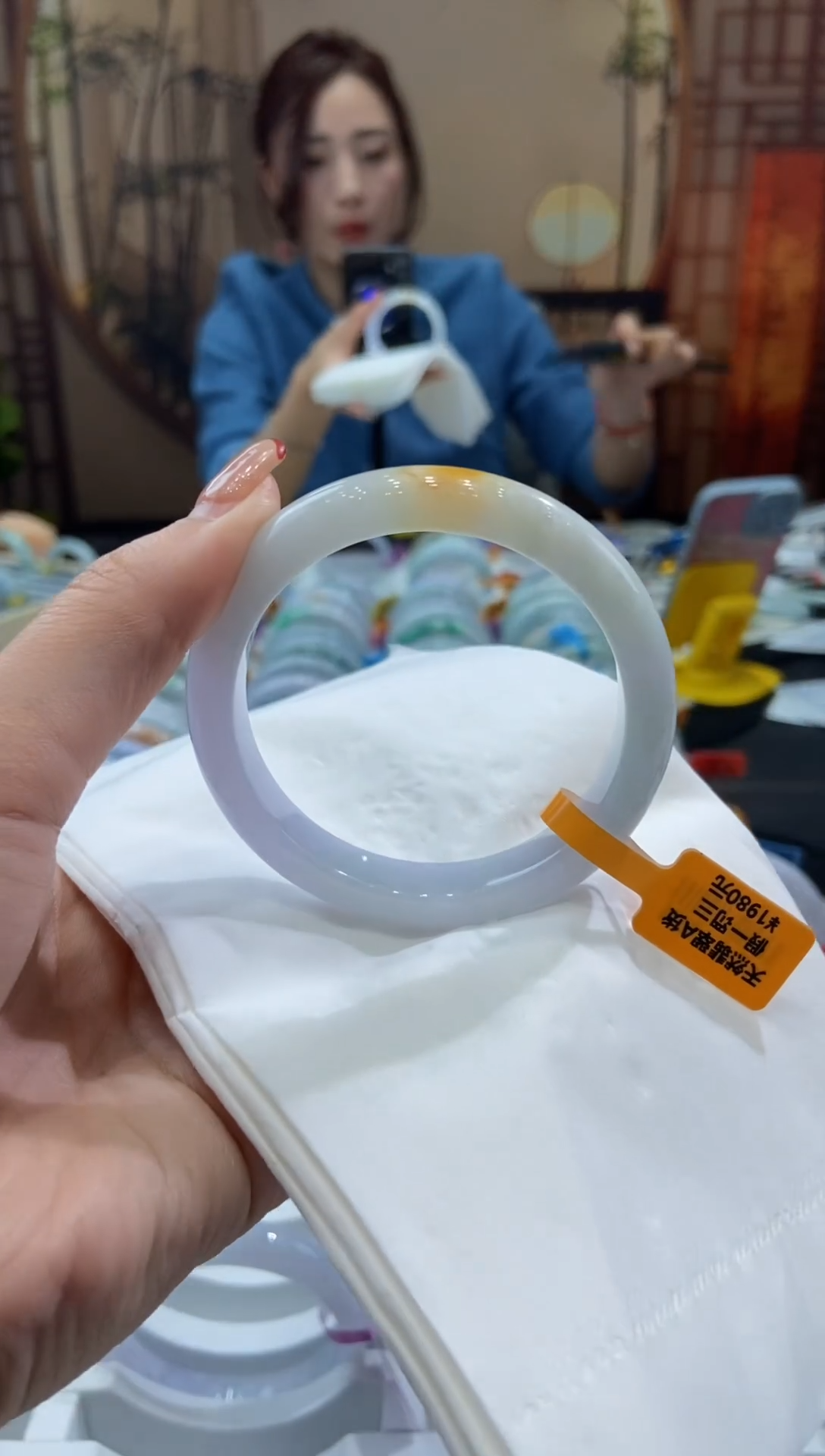 【闪购商品】翡翠手镯未镶嵌00010503