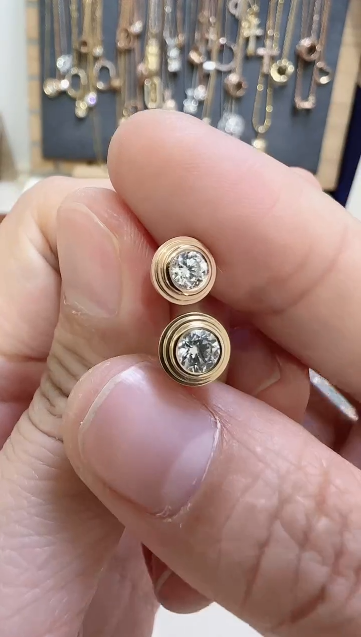 【闪购商品】天然钻石耳饰18K金镶嵌耳钉25+25分