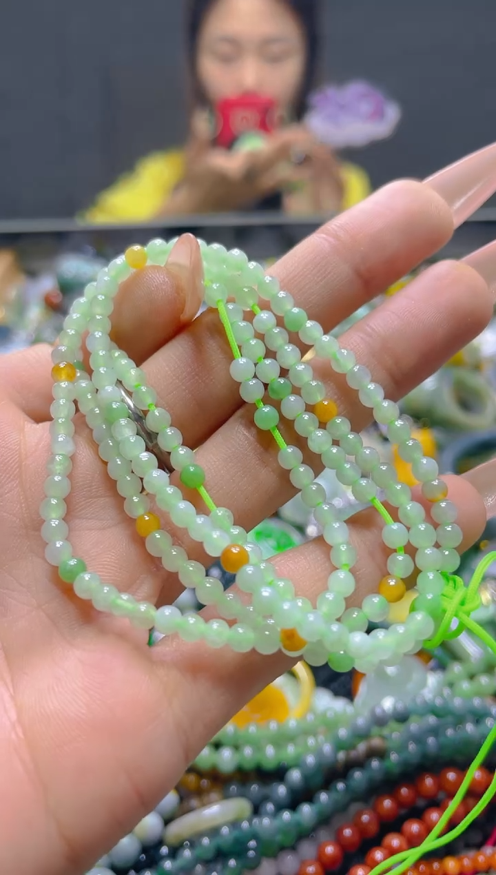 颈饰未镶嵌翡翠3MM