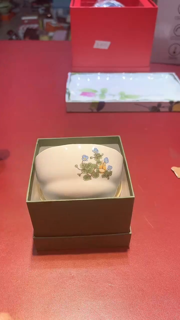 【闪购商品】瓷片锅碗瓢盆一件不剩