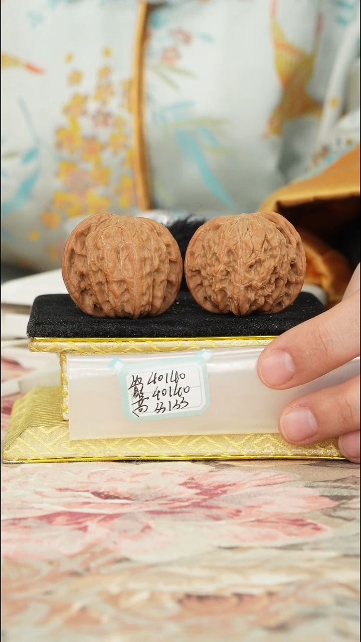 【闪购商品】文玩核桃把件磨盘
